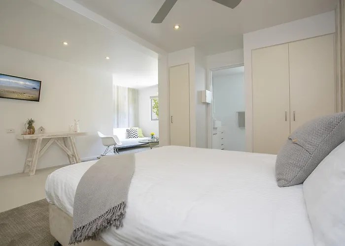 10 Hastings Street Motel